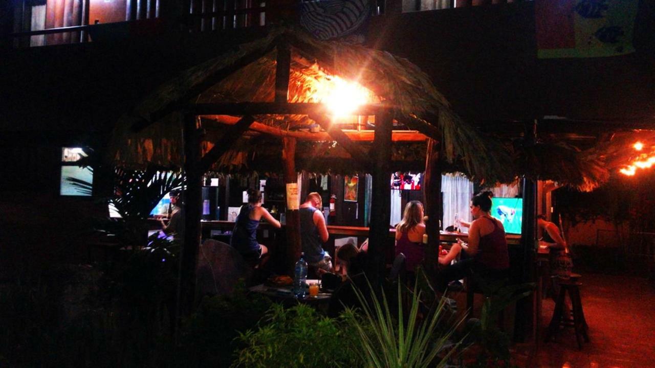 Hotel La Choza Inn La Fortuna Exterior foto